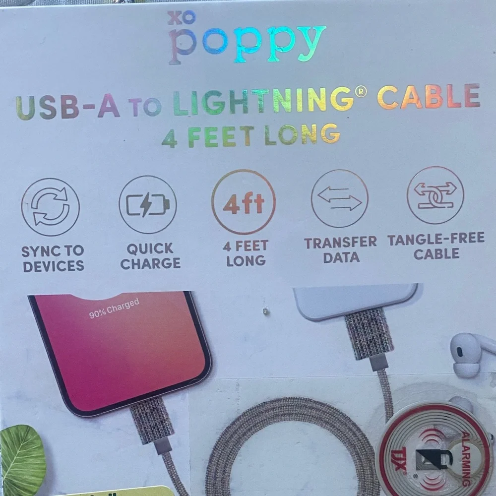 NEW Glitz & Glam XO Poppy Silver Rhinestone Charging Cable- 4 feet